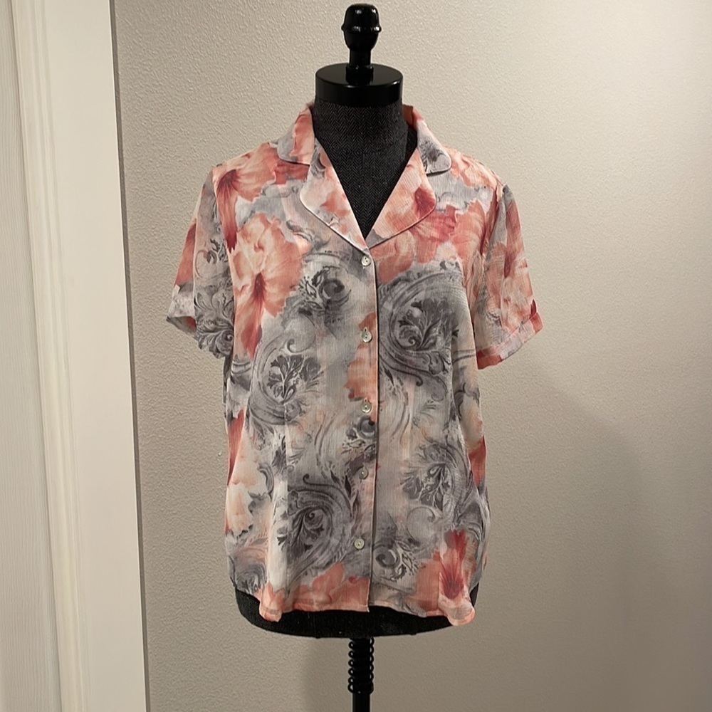 Alfred Dunner Rose Hill Lightweight Button Down Top Size 10